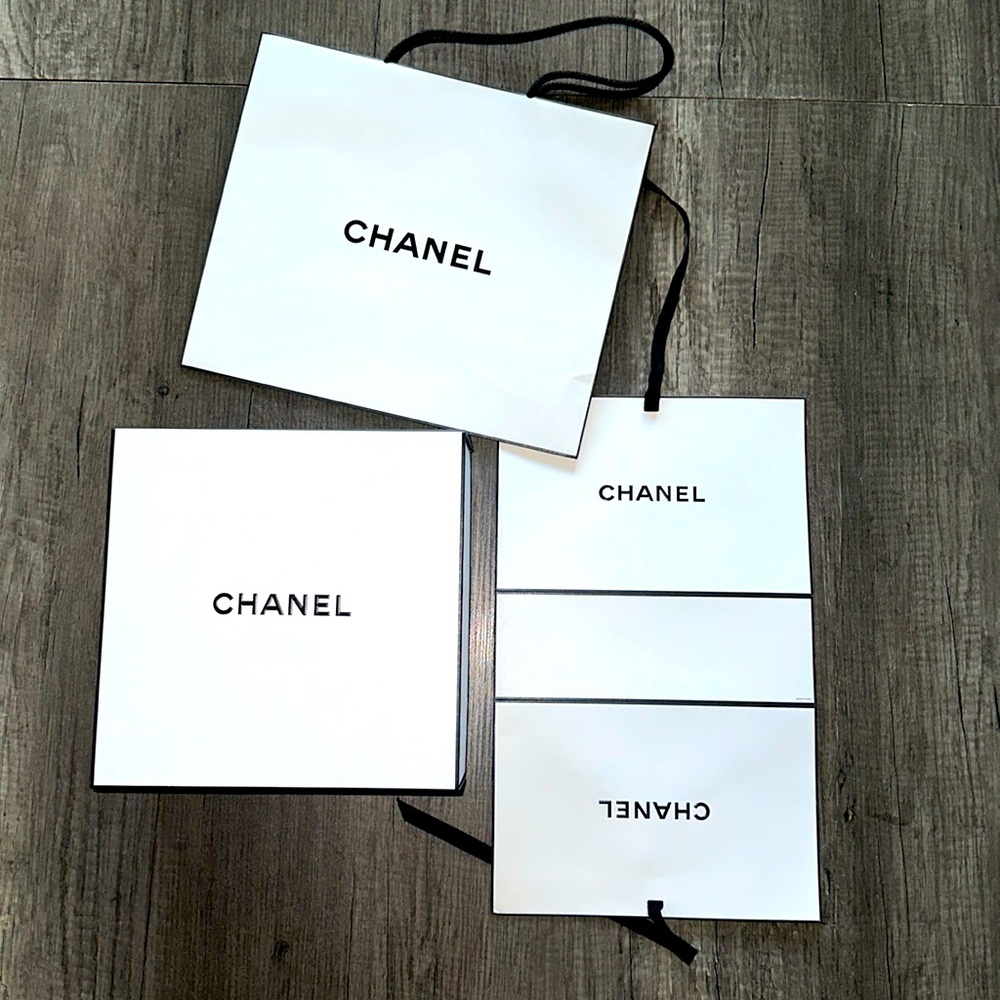 CHANEL| Empty Gift Boxes set and Bag
